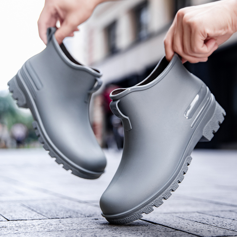 Paar-Kurzstiefel aus Rutschfes – Pipe Bending Spring Bewertung und Preis